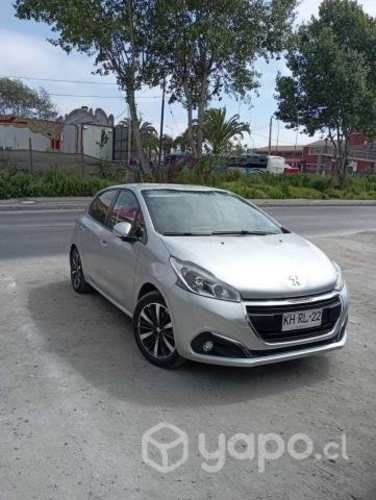 Peugeot 208 active 1,2cc 2018