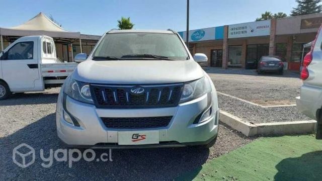 Mahindra xuv500 2019