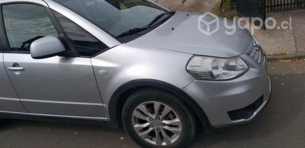 Suzuki SX4 Crossover año 2015 58 mil kms