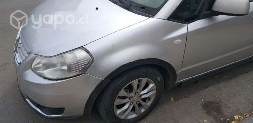 Suzuki SX4 Crossover año 2015 58 mil kms