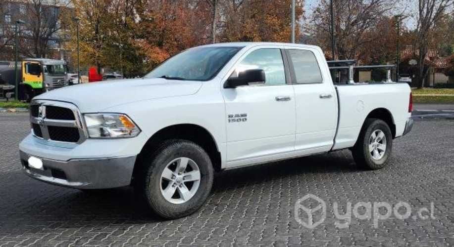 Dodge ram SLT 2018