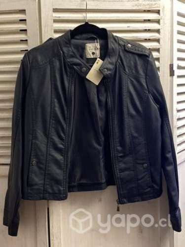 Chaqueta símil cuero azul talla M. Nueva!!