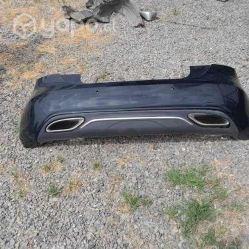 Parachoque trasero Mercedes a200 año 2018
