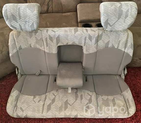 Asiento trasero Mahindra