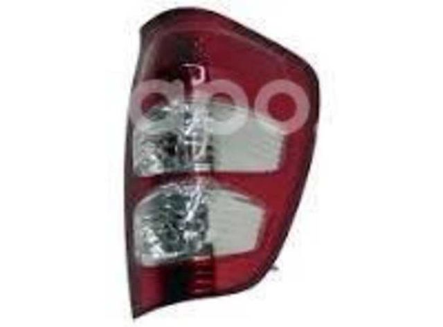 Faro trasero wingle 2.8 petrolero