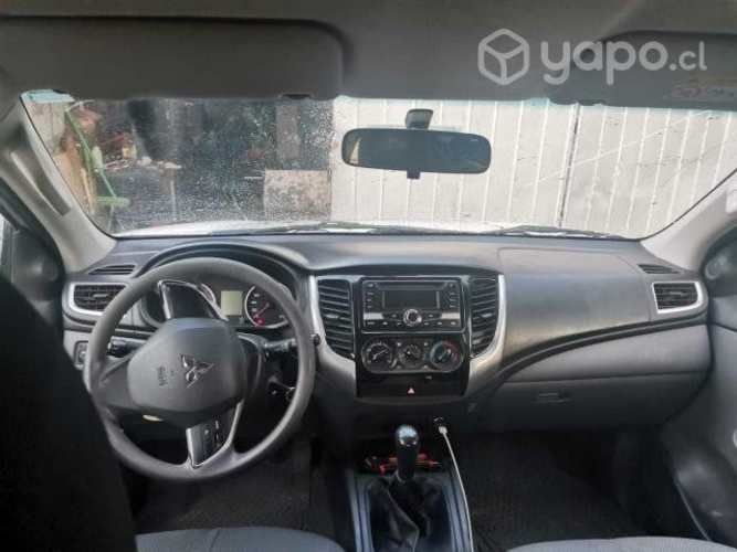 Mitsubishi l200 2018