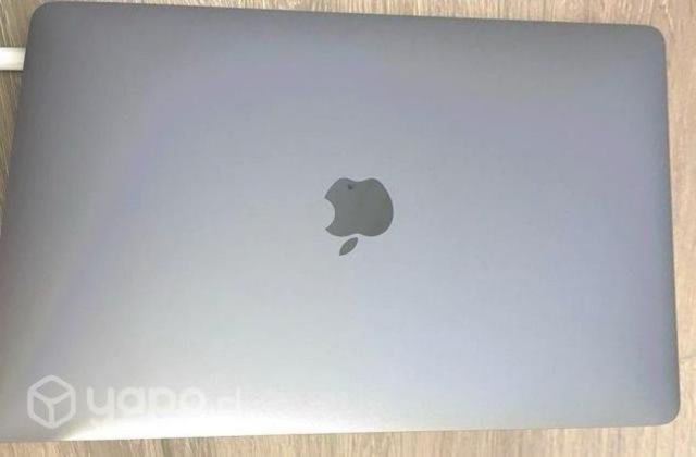 Apple MacBook Pro 13&quot; Core i5 2.3 GHz 8GB RAM 256G