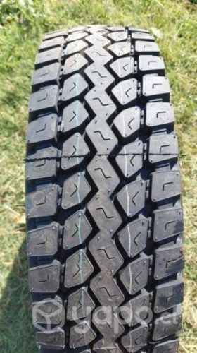 Neumáticos nuevos 215/75 R17.5. TRIANGLE