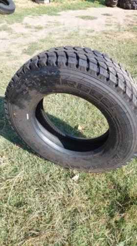 Neumáticos nuevos 215/75 R17.5. TRIANGLE