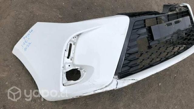 Parachoque Toyota yaris 2022