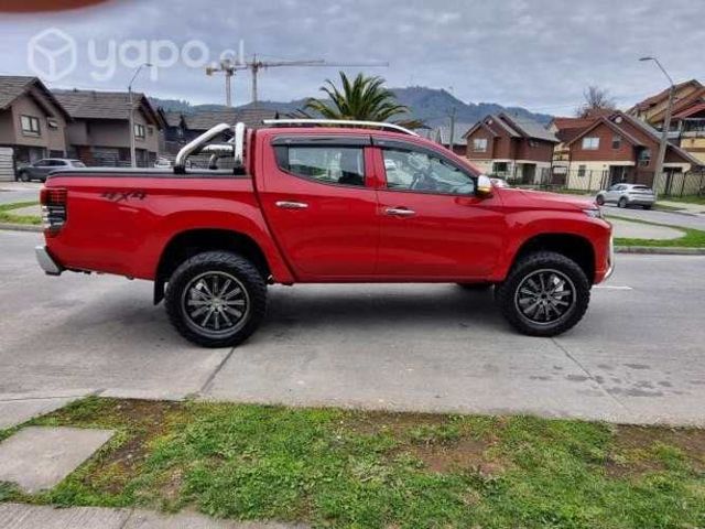 Mitsubishi new l200 katana equipada full