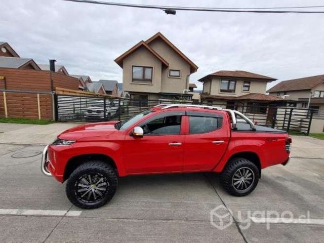 Mitsubishi new l200 katana equipada full