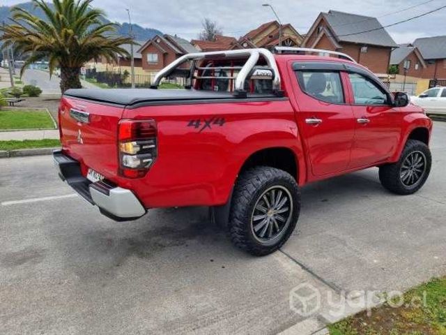 Mitsubishi new l200 katana equipada full