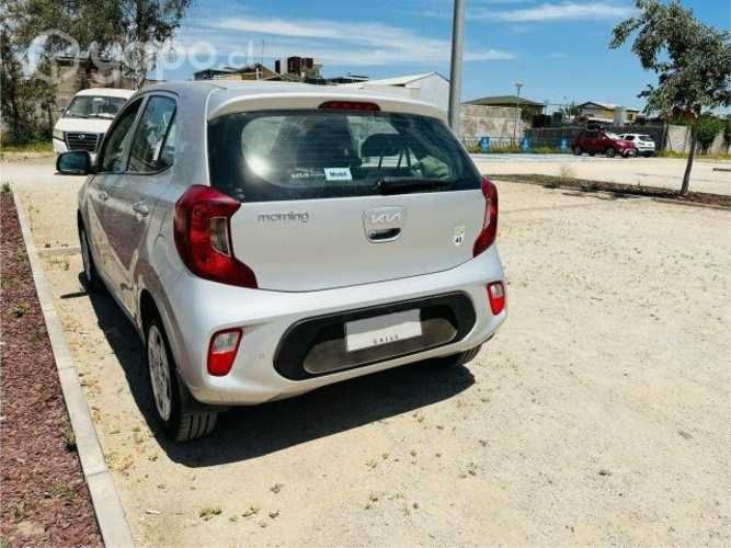 KIA MOTORS MORNING 24.900 km