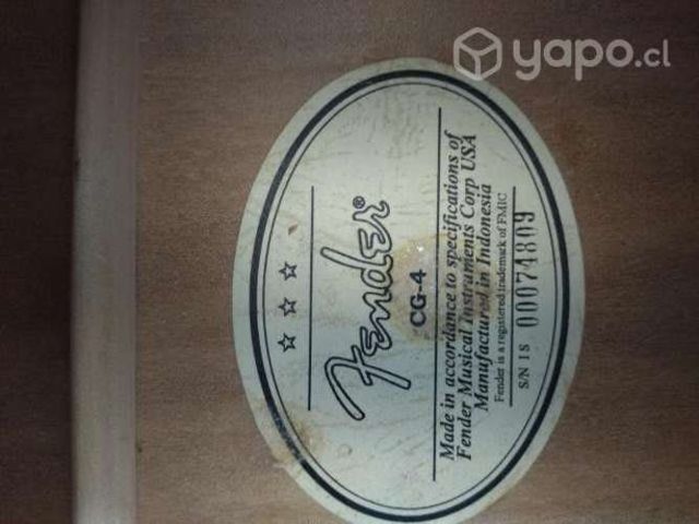 Fender CG-4 electroclásica