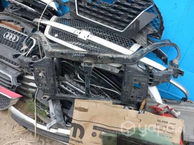 Frontal Hyundai GENESIS impecable ORIGINAL