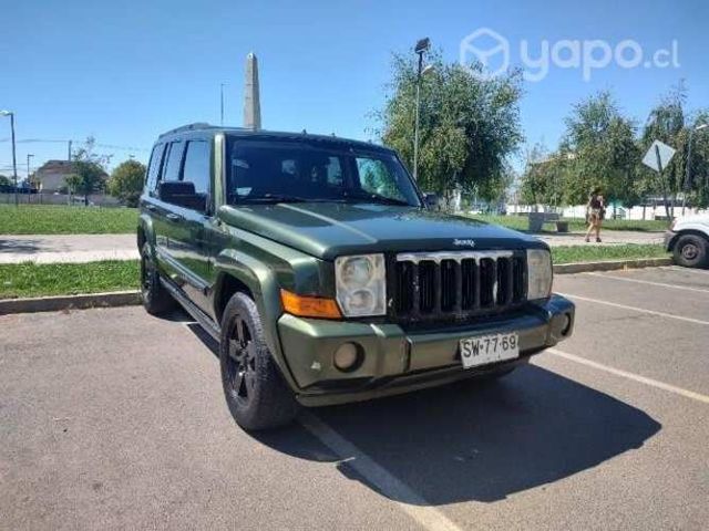 Vendo Jeep Commander