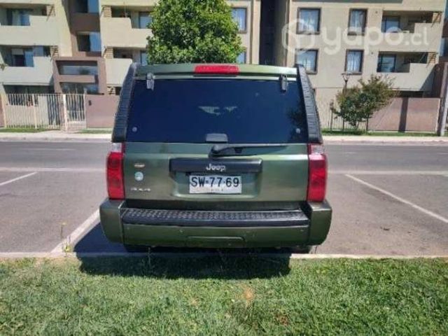Vendo Jeep Commander
