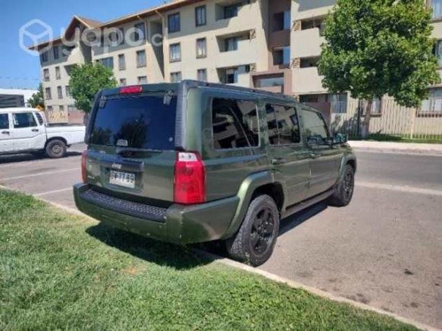 Vendo Jeep Commander
