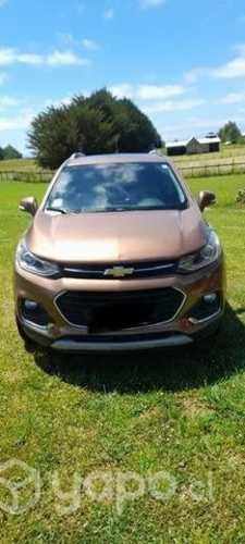 Automovil Chevrolet Tracker año 2018