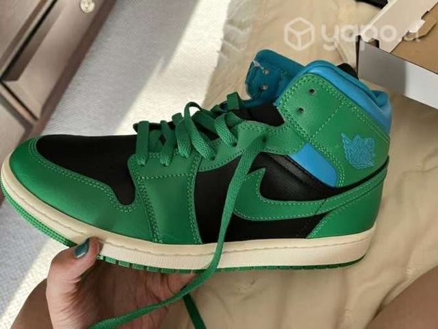 Zapatillas WMNS AIR JORDAN 1 MID