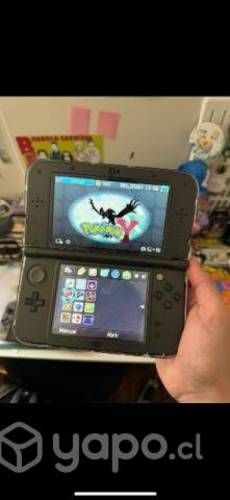 Nintendo 3DS XL desbloqueada + 2 juegos