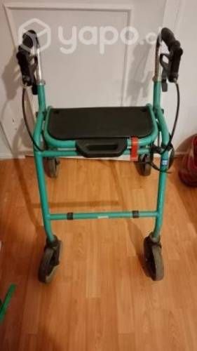 Andador con ruedas y freno