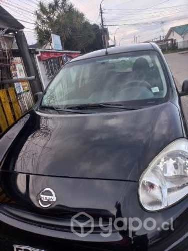 Nissan march km aprox