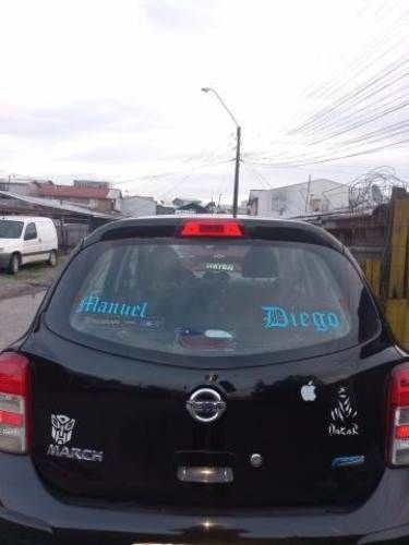 Nissan march km aprox