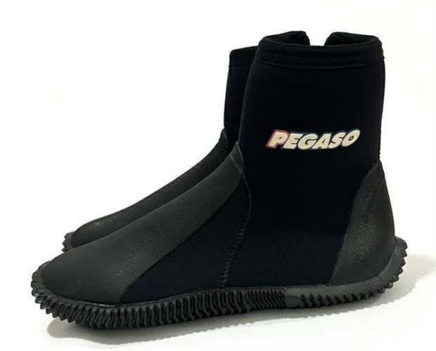 Botín Plano de Neopreno Marca Pegaso Marine N*37
