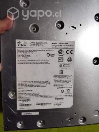 Router empresarial Cisco 881