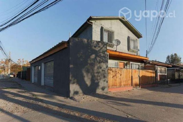 Enrique Olivares Peru Casa con Local La Florida