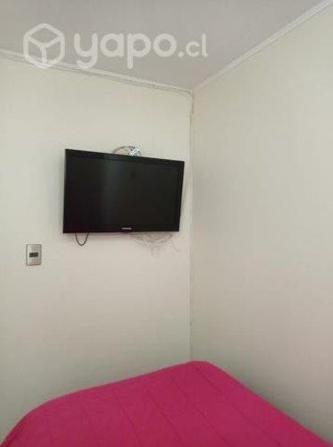 Pieza en indendencia a mujer sola