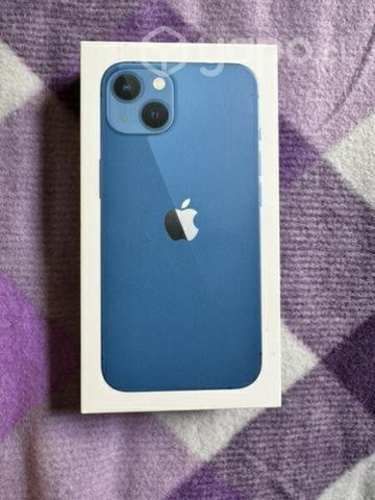 Caja y cable IPhone 13