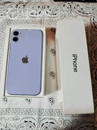 IPhone 11 64GB color lila