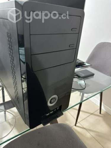 PC Escritorio + Monitor