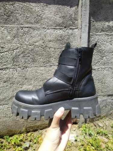 Botas talla 38 conversable