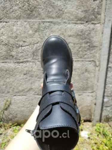 Botas talla 38 conversable