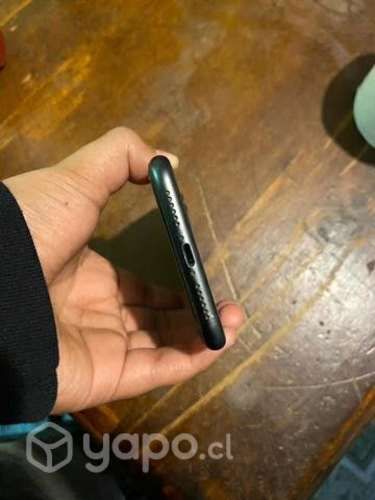 IPhone 11. Permuto x otro iPhone o dinero 64 gb