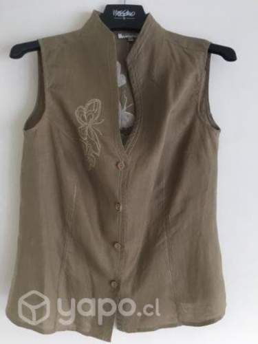 Blusa lino talla S-M. Retiro cerca metros Tobalaba