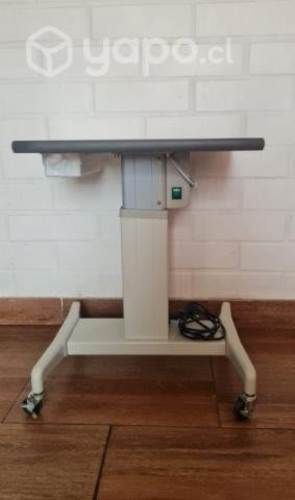 Mesa eléctronica porta equipo óptico