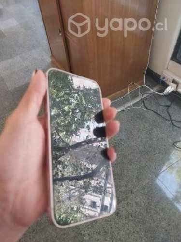 IPhone 13 casi nuevo