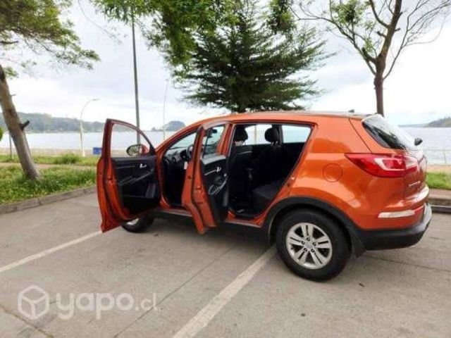 Kia motors sportage 2012