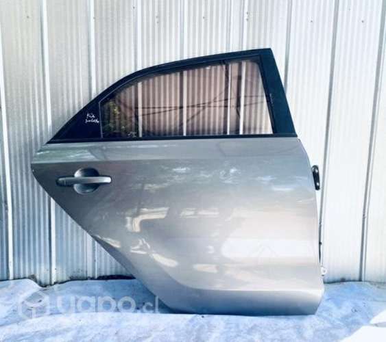 Puerta kia soluto