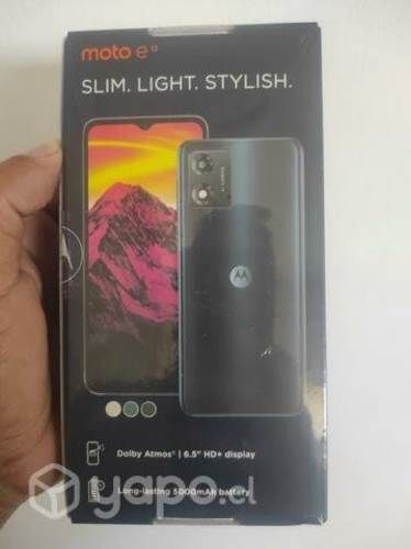 Moto e13 2gb ram 64 GB Almacén
