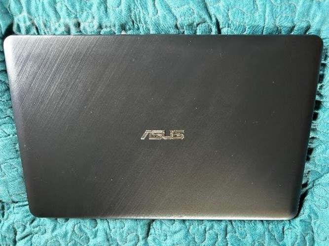 Noteboock Asus