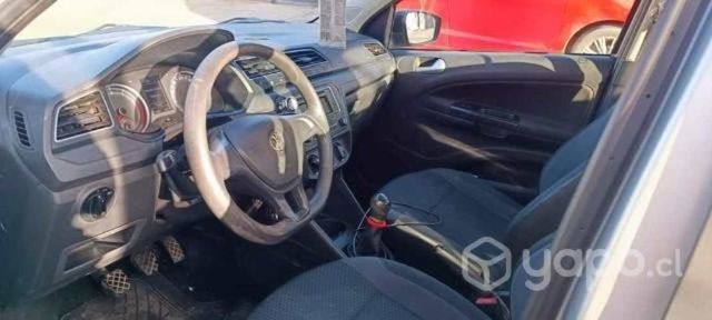 Auto Volkwagen Voyage