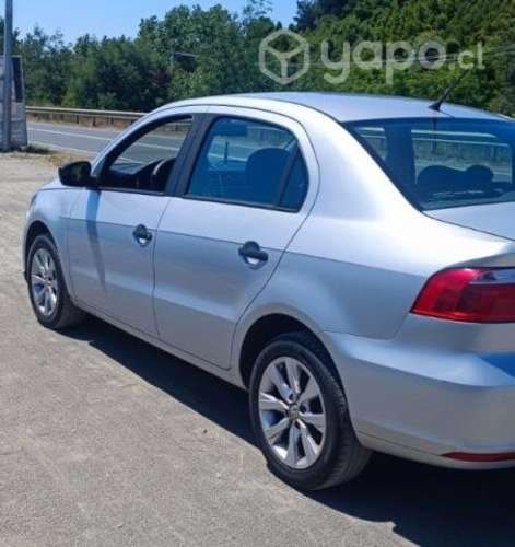 Auto Volkwagen Voyage