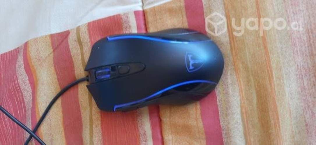 Audifonos, Mouse y Teclado gamer con luces