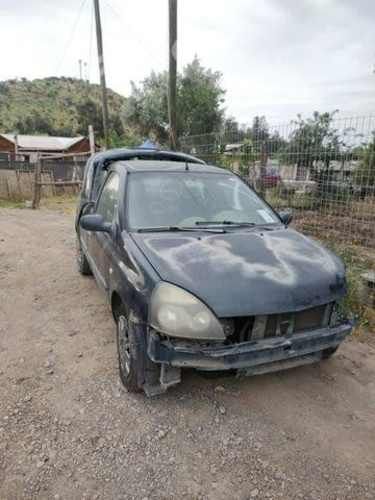 Caja Renault clio 1.6 sedan